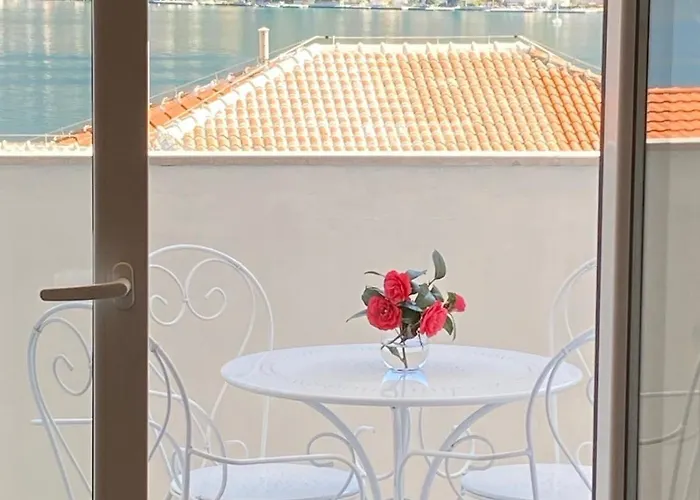 2Br Apartment With Sea View!