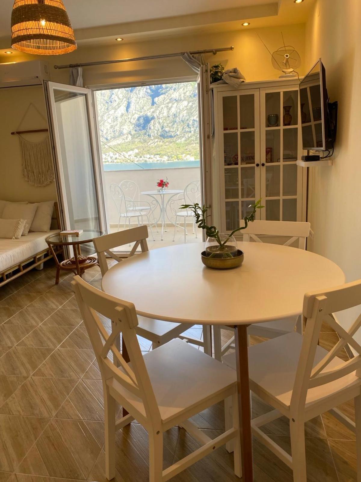 2br With Sea View! *