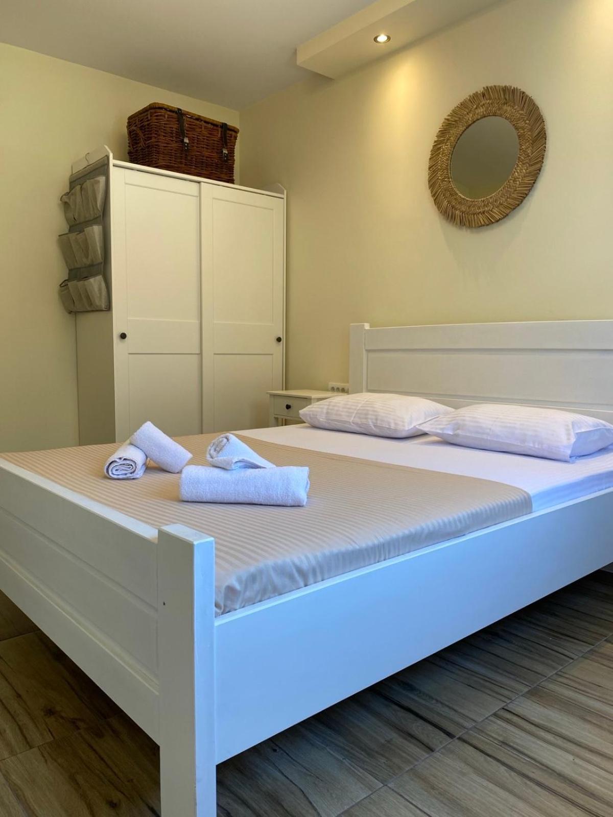 2br With Sea View! *